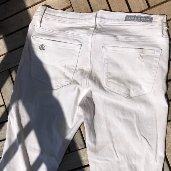 Jeans - Picture 4 of 5